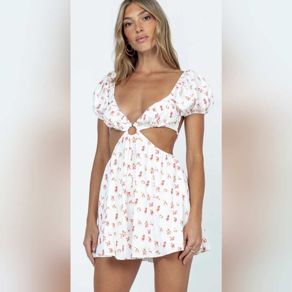 Princess Polly NWT Kade floral romper ring cut out strappy puff sleeve small
